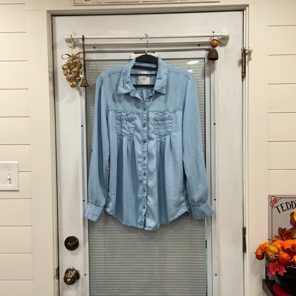 EUC STYLE AND CO. 1997 DENIM/CHAMBRAY SHIRT.  SMALL